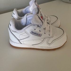 White Leather Classic Reeboks